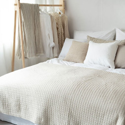 Bedspread 250x250 cm Beige