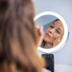 Wireless Mirror Charger