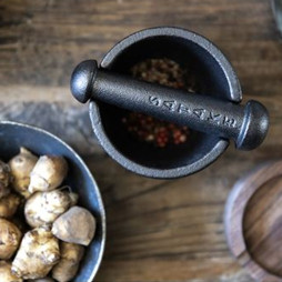 Mortar Cas Iron and Walnut