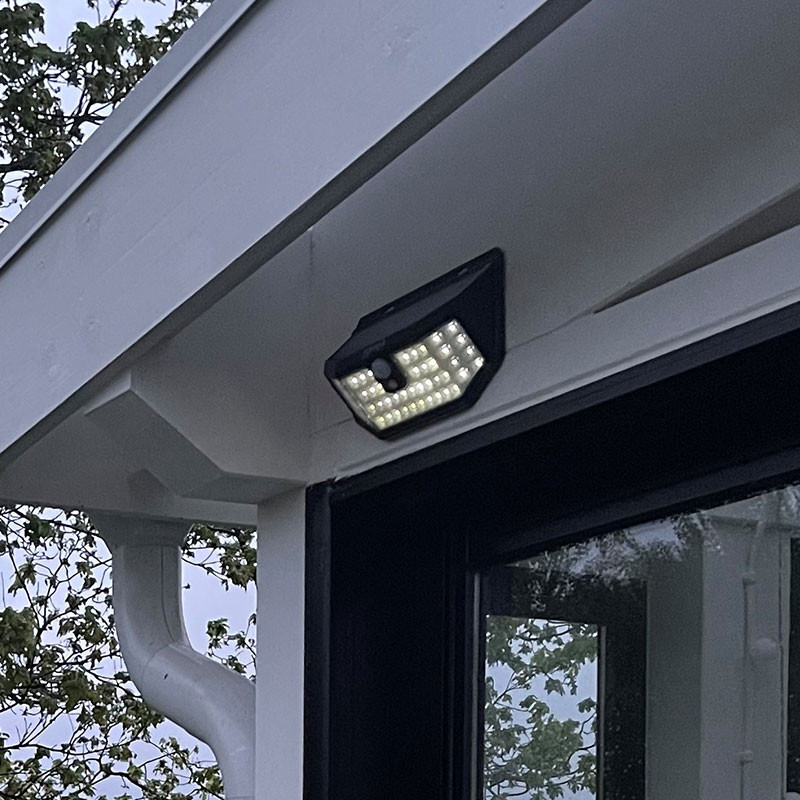 Tapir Solar Light / Security Light