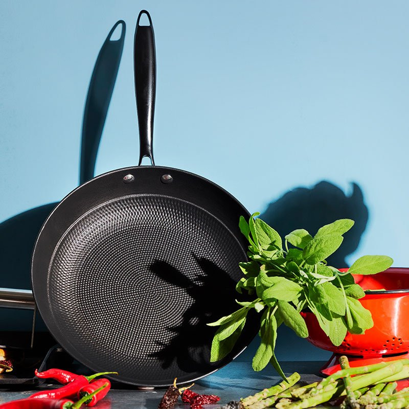 Lightweight Frying Pan Black Handle