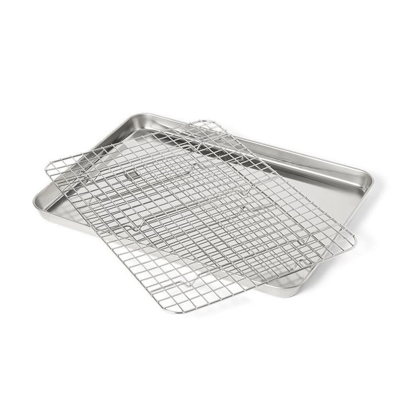 Gastro tray with grid